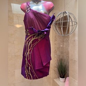 Large purple one shoulder dress #733